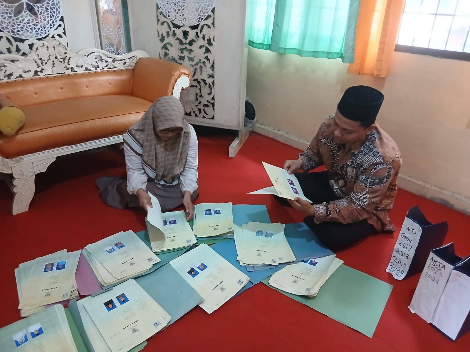 KUA Kotarih Perkuat Verifikasi Arsip Akta Nikah untuk Mendukung Pelayanan Masyarakat
