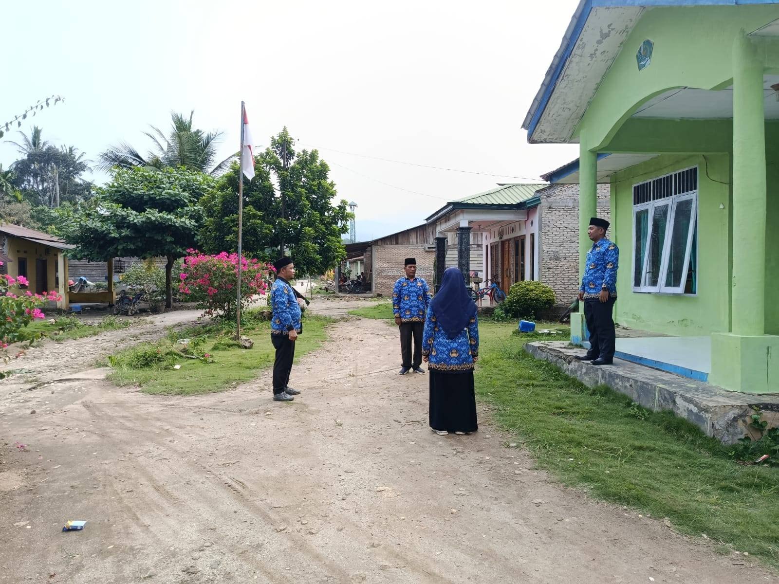 Khidmat, KUA Gunung Sitember Laksanakan Upacara Hari Kesaktian Pancasila 01 Oktober 2026