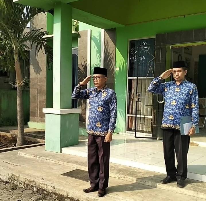 Kepala KUA Purbolinggo Pimpin Upacara Hari Kesaktian Pancasila