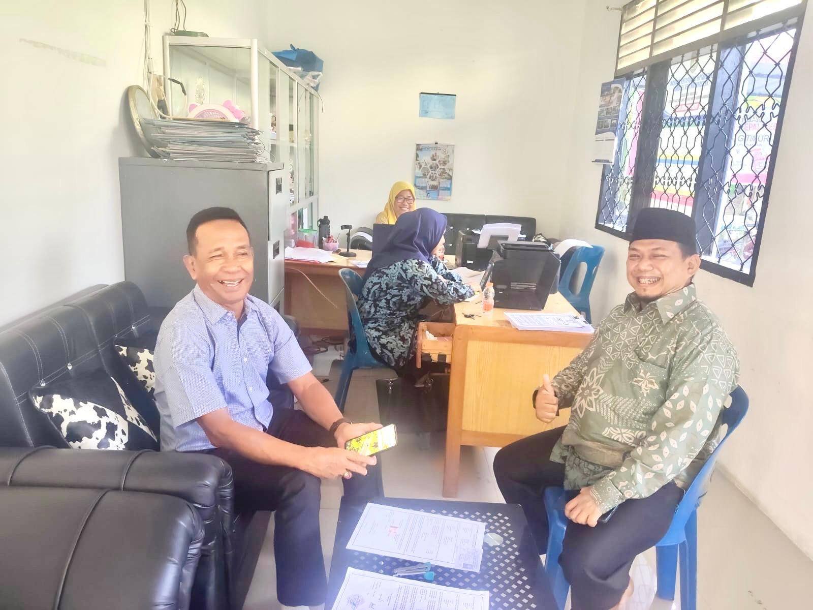 Jalin Silaturahmi, KUA Aek Ledong dan Pemerintahan Desa Ledong Timur Siap Tingkatkan Layanan Keagamaan