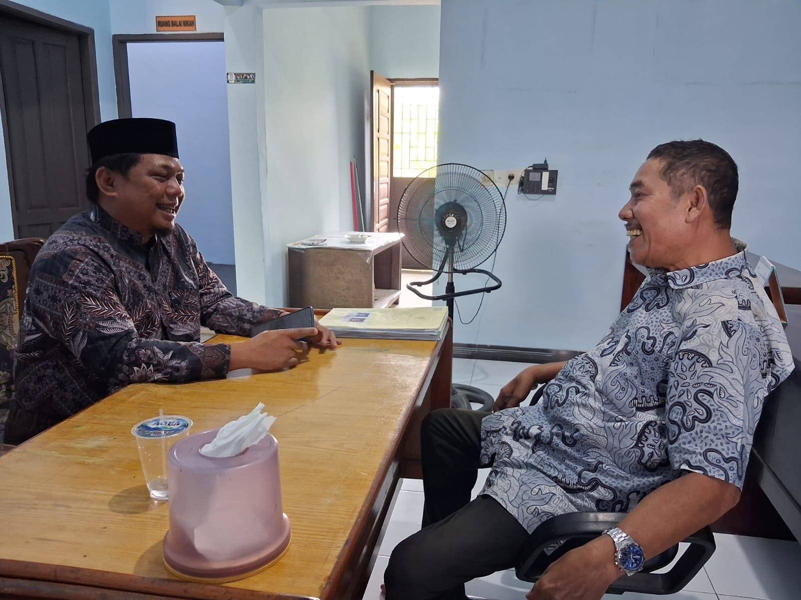 Pintu Selalu Terbuka, KUA Aek Ledong Fasilitasi Konsultasi Hukum Islam dan Negara untuk Warga