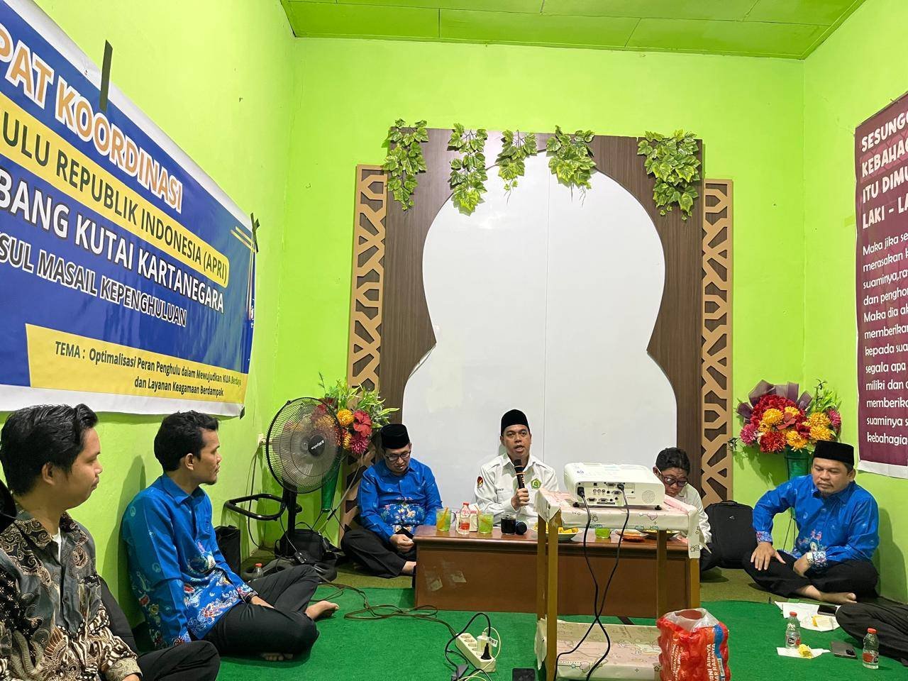 Pengurus Cabang APRI Kukar Gelar Pertemuan Rutin dan Bedah Kasus Kepenghuluan, Dihadiri Kepala Kemenag Kukar