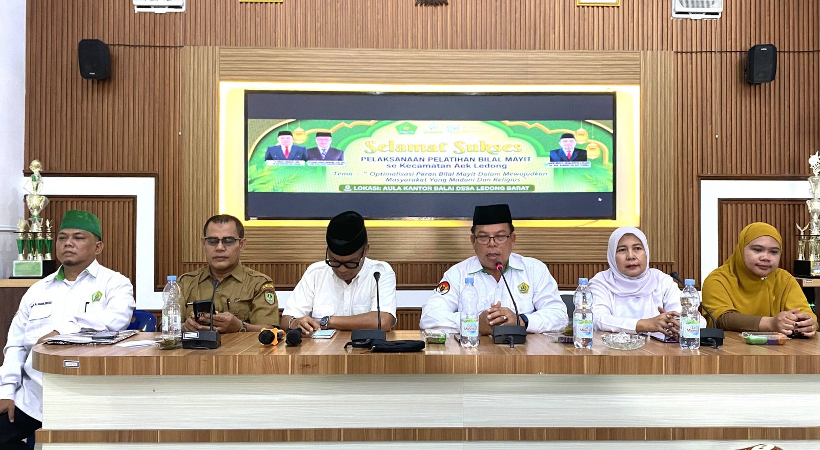 KUA Aek Ledong Sukses Gelar Pelatihan Bilal Mayit Di Aula Desa Ledong Barat