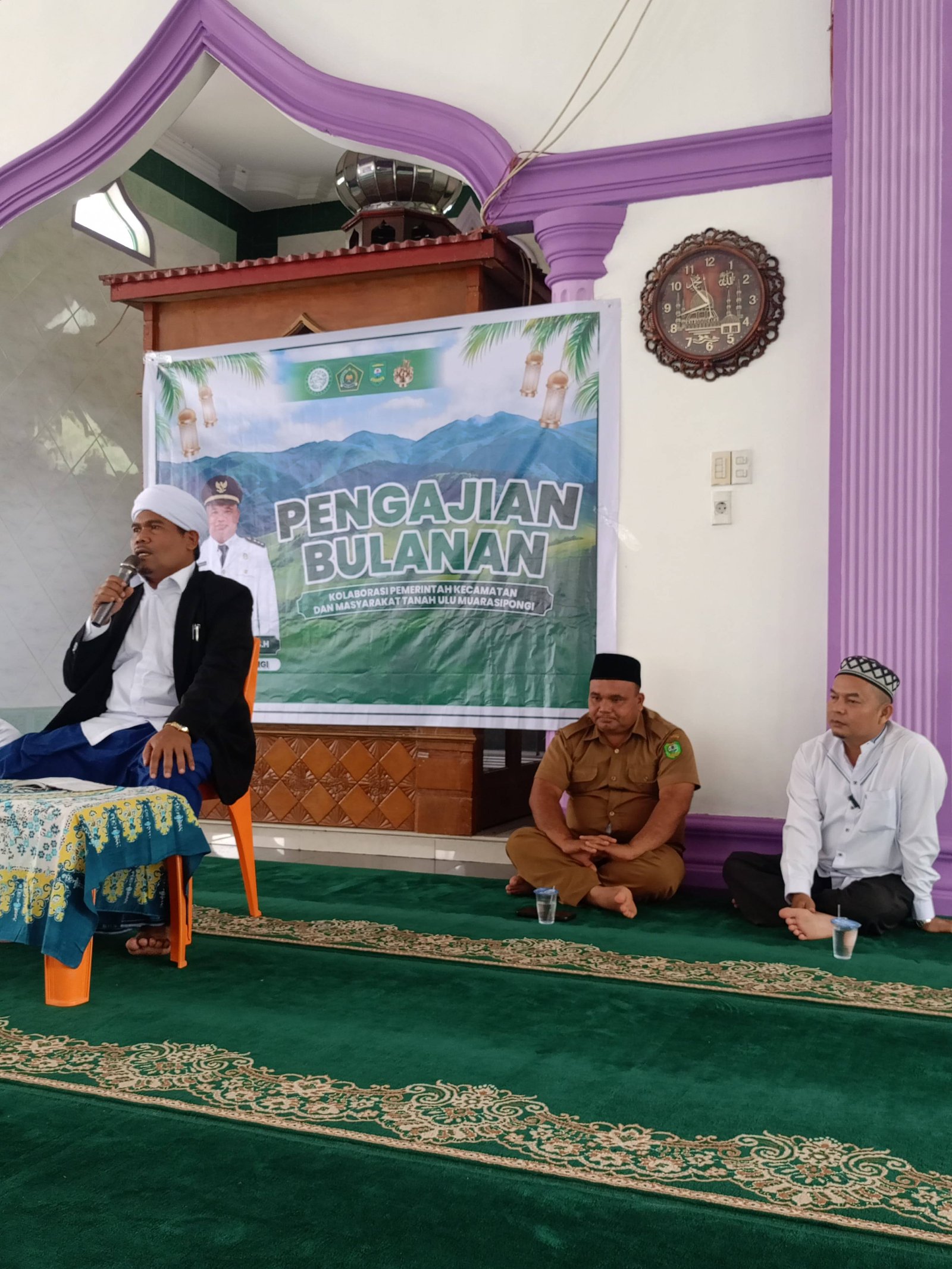 Majelis Ta’lim Bulanan ke-2 Pemerintah Kecamatan Muara Sipongi Bersama Masyarakat Tanah Ulu Berlangsung Khidmat
