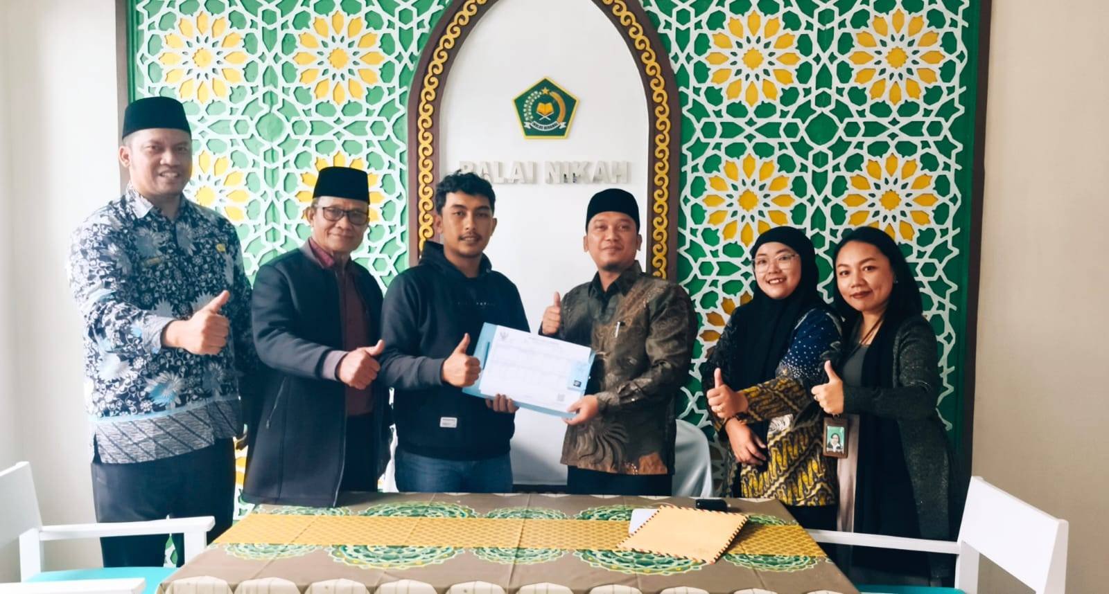 KUA Berastagi Luncurkan Program Pasti Nikah, Pengantin Baru Terima Dokumen Kependudukan Terintegrasi