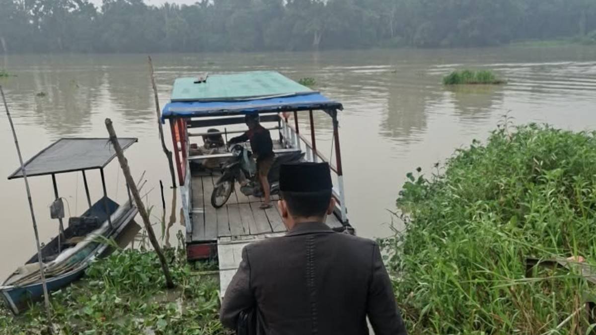 Jangkau Masyarakat hingga Kuala Tolam, KUA Pelalawan Berikan Pelayanan Akad Nikah