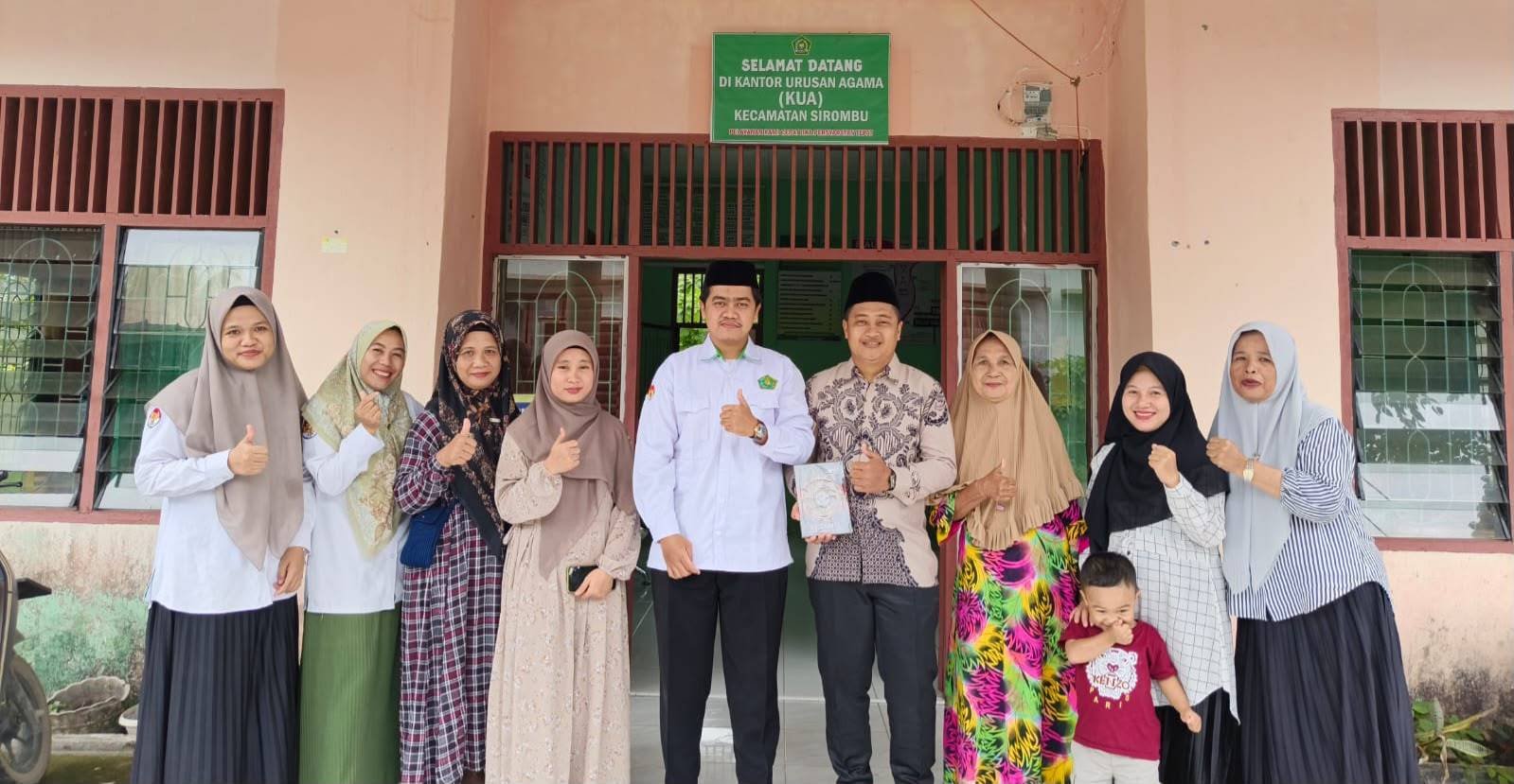 Kepala KUA Sirombu: Jadikan Al-Qur'an Pelita Dalam Kehidupan Pernikahan