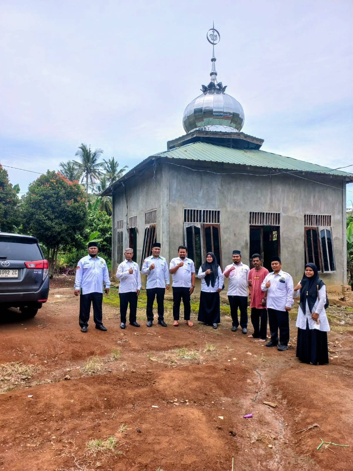 Kepala KUA Tigabinanga dan Staf Laksanakan Safari Dzuhur di Masjid Al-Ikhlas Desa Kuta Gerat