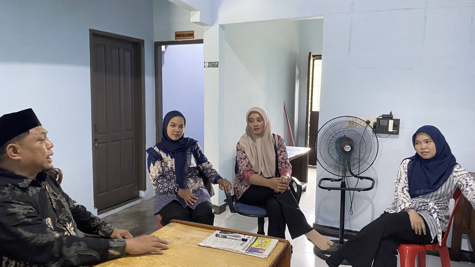 Ka. KUA Aek Ledong Terima Kunjungan Dari Bank Syariah Indonesia Cab. Aek Kanopan Diskusi Pemberdayaan Ekonomi Syariah
