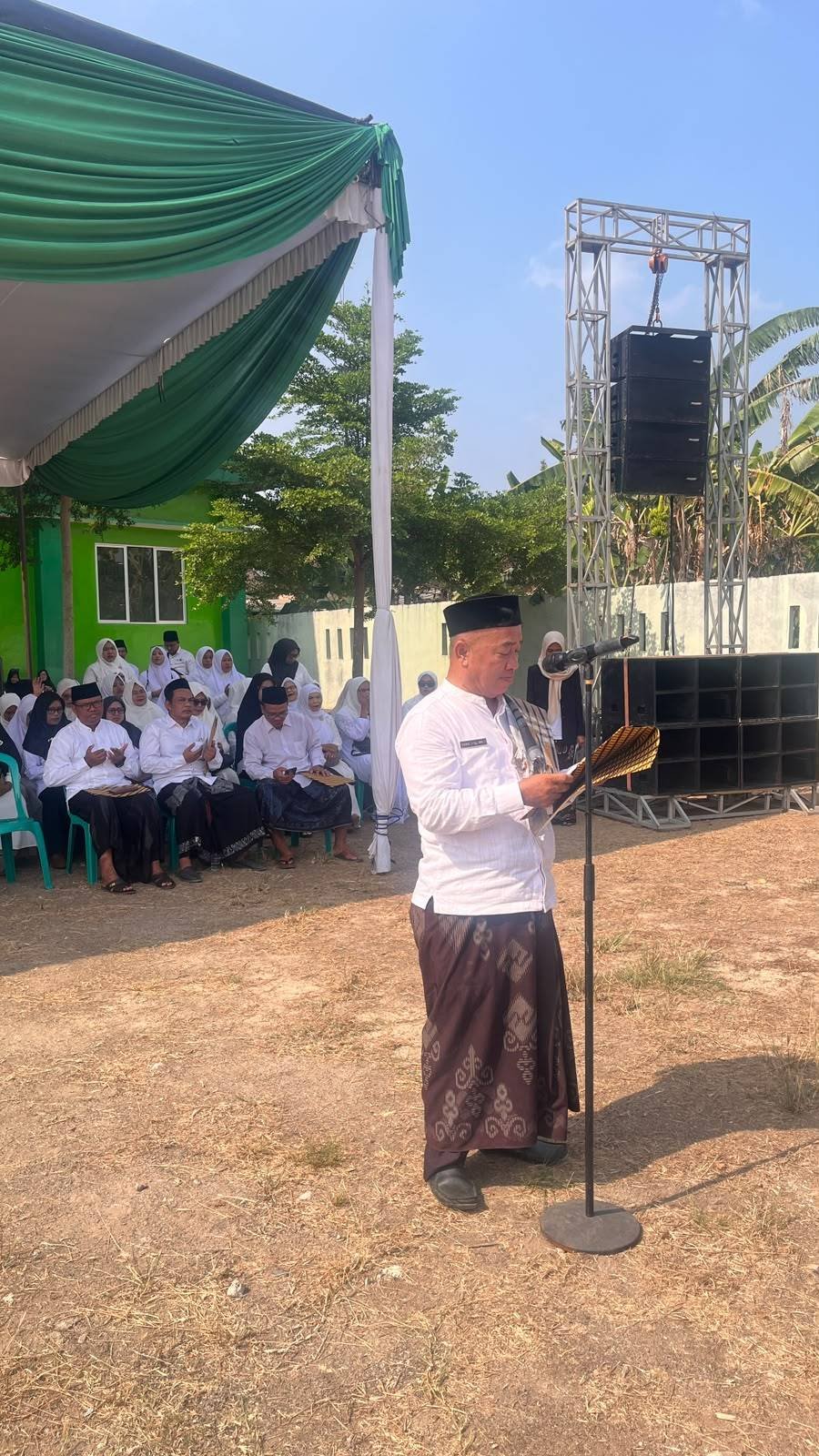 Kepala KUA Sekampung Pimpin Doa Hari Santri 2026, Teguhkan Peran KUA dalam Penguatan Keagamaan dan Kebangsaan