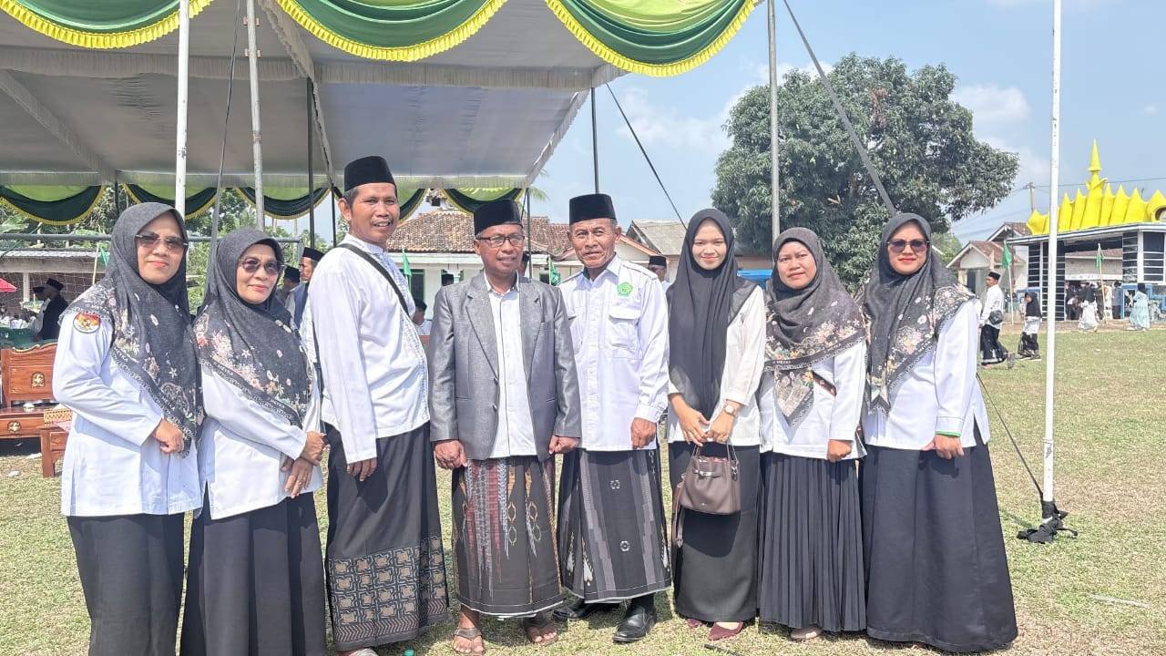 Kepala KUA Waway Karya Ikuti Upacara Hari Santri Nasional 2026