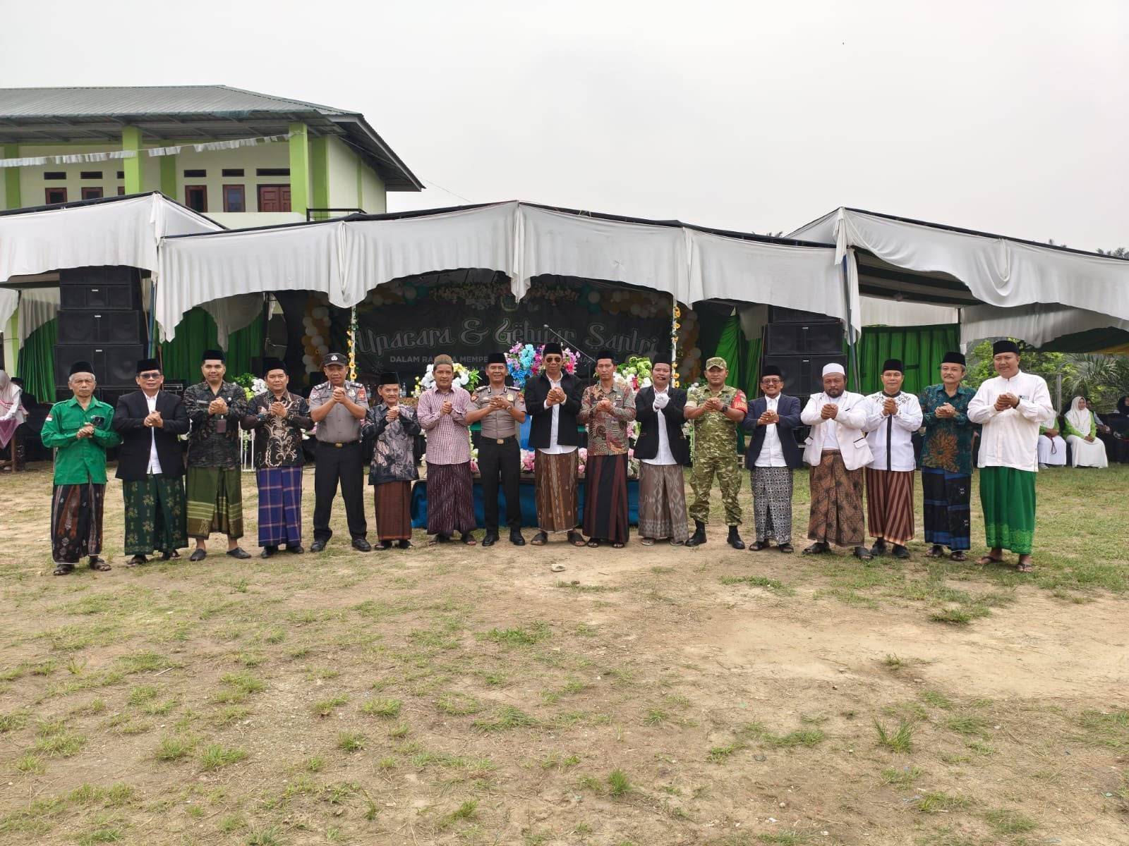 Semangat Santri, Napas Negeri: Kepala KUA Tandun Hadiri Hari Santri 2026 di Ponpes Babussalam