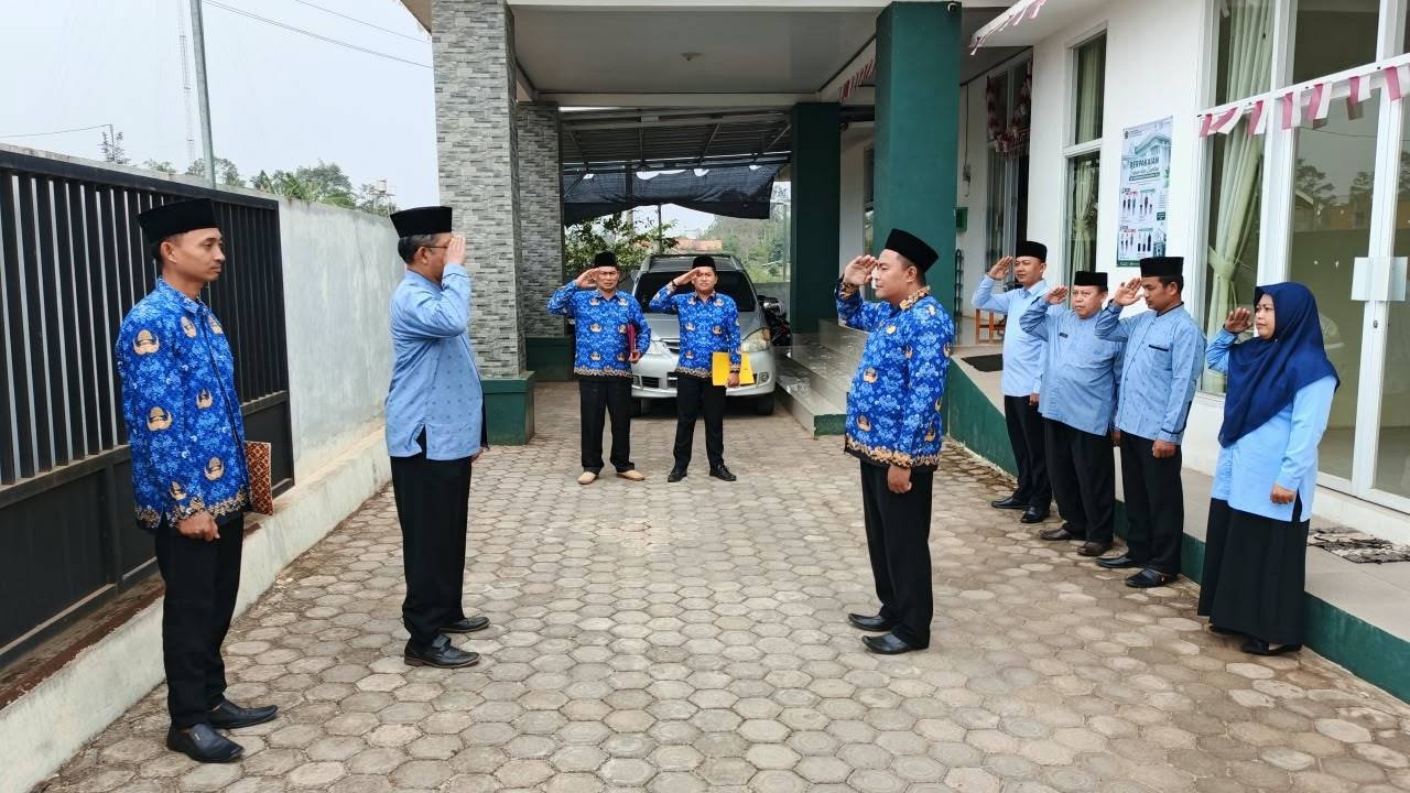 KUA Marga Tiga Penuh Khidmat Peringati Hari Sumpah Pemudah ke 98 Tahun 2026