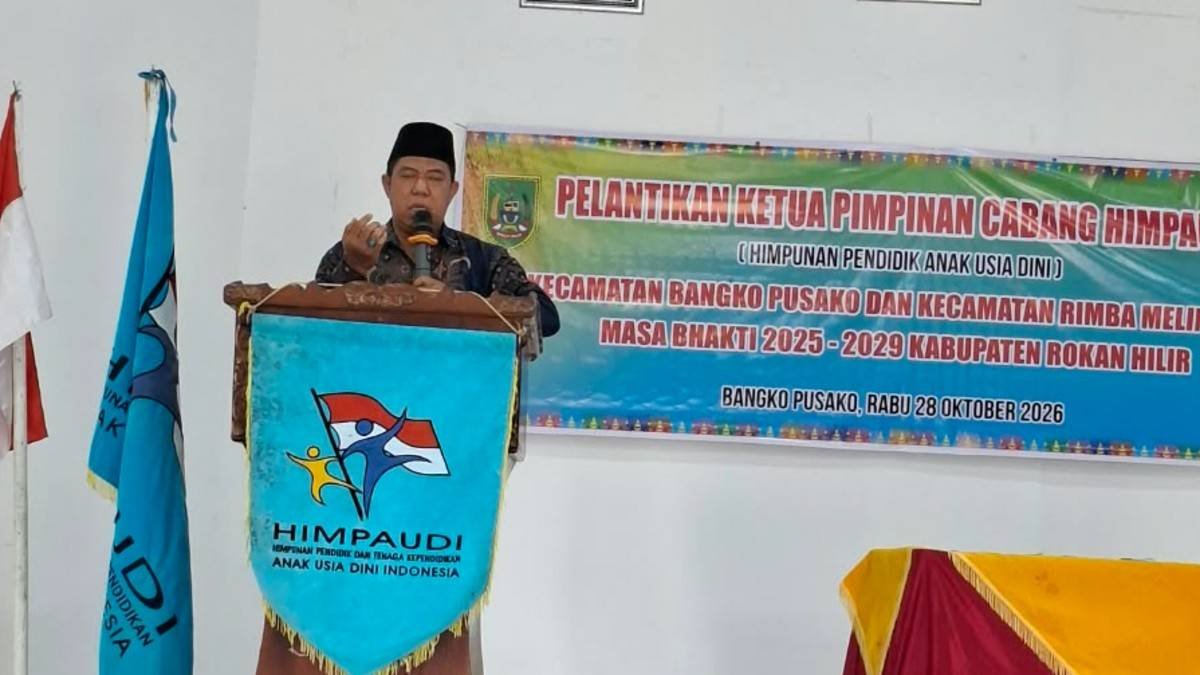 Pandu Doa Pelantikan Ketua PC HIMPAUDI, Kepala KUA Panjatkan Harapan bagi Lahirnya Generasi yang Cerdas dan Berakhlak