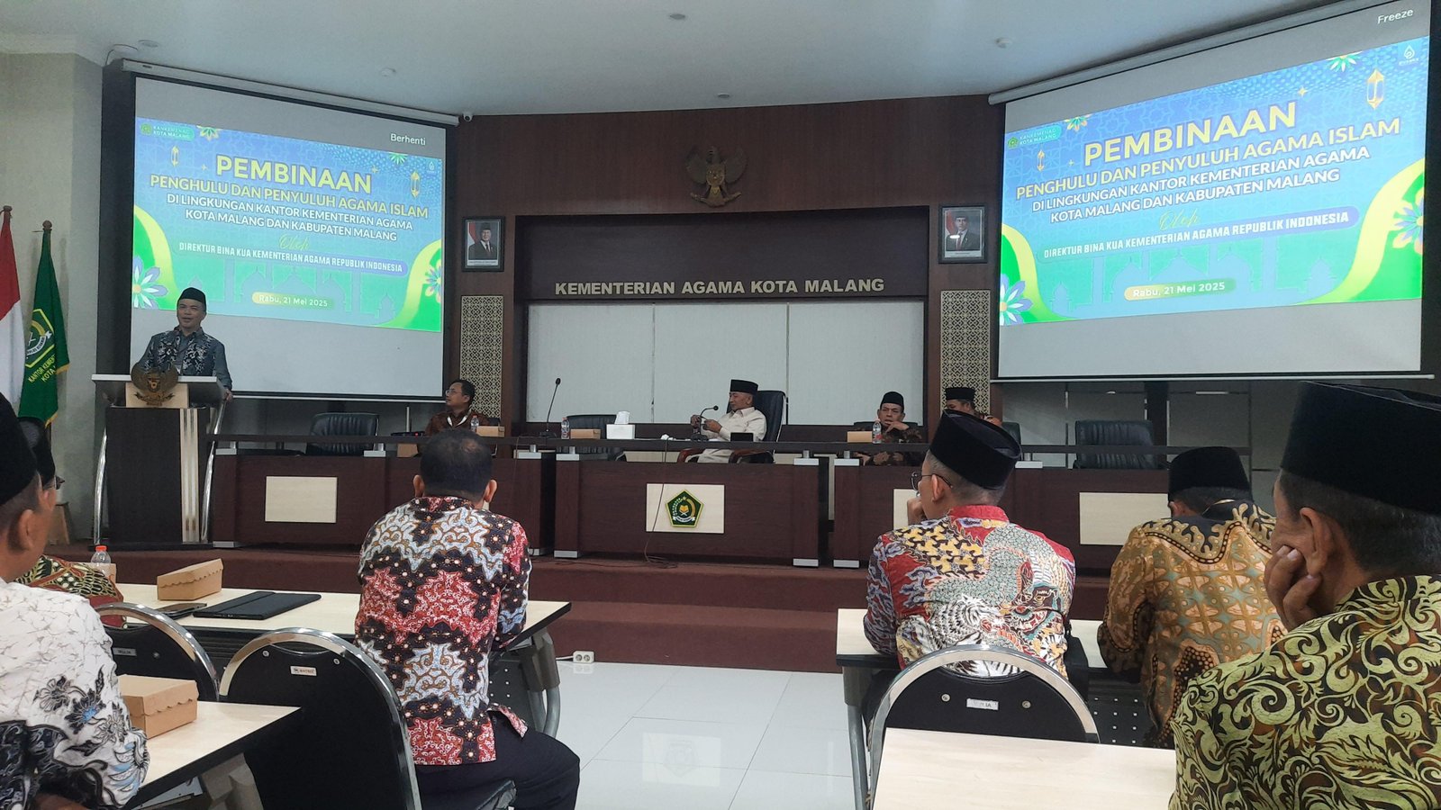 DUKUNG ASTA PROTAS KEMENTERIAN AGAMA, KEMENAG KOTA DAN KABUPATEN MALANG MELAKUKAN PEMBINAAN TERHADAP PENGULU DAN PENYULUH