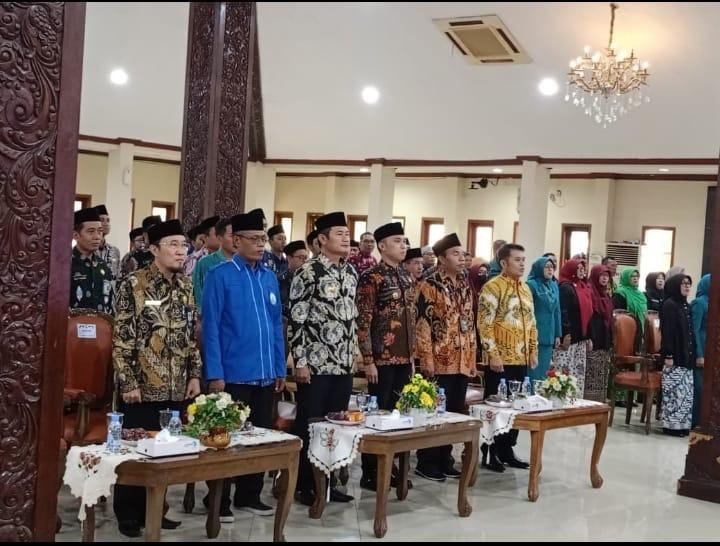 Pengukuhan PC APRI Lamongan, Bupati Tegaskan Peran Strategis Penghulu dalam Ketahanan Rumah Tangga