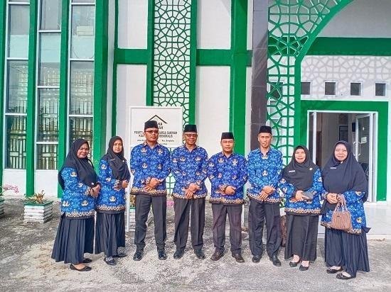Ka. KUA Kec. Bantan dan Staf Hadiri Upacara Peringatan Hari Lahir Pancasila di Kemenag Bengkalis