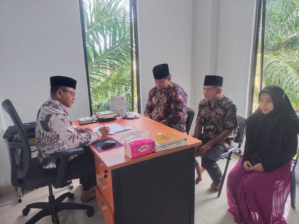 Wujudkan Keluarga Idaman, Penghulu KUA Sentajo Raya Berikan Nasihat Pernikahan