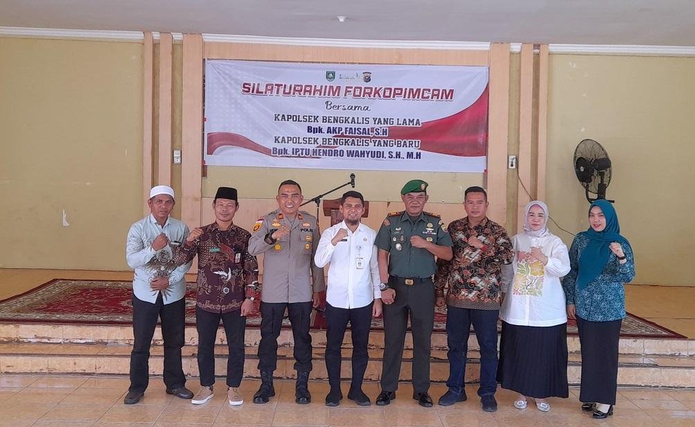 Suhardi, Kepala KUA Bengkalis, Hadiri Pisah Sambut Kapolsek