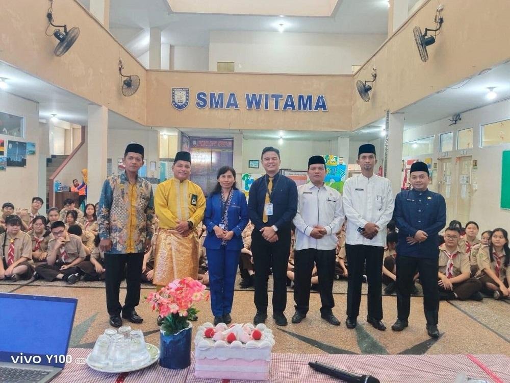 KUA Kecamatan Lima Puluh dukung Pembangunan Karakter di SMA Witama dengan Program BRUS
