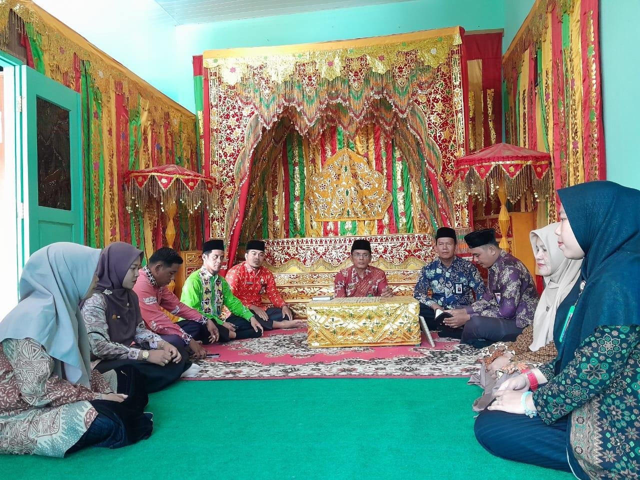 KUA Hulu Kuantan Laksanakan Pembinaan Rohani