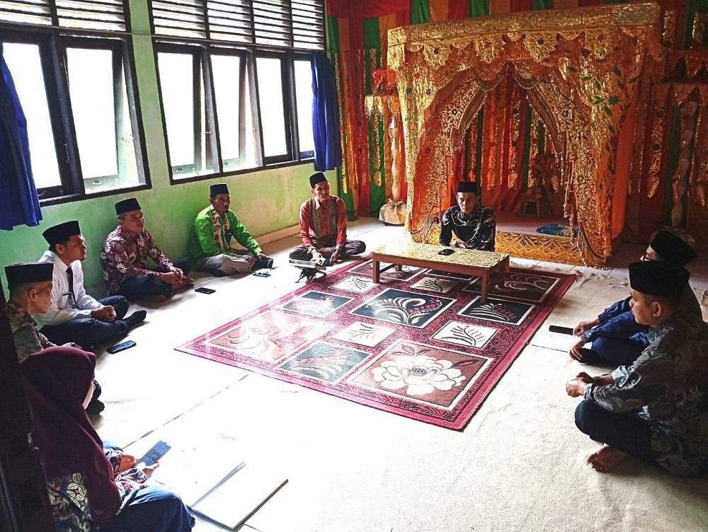 SEMARAK KAMIS BERKAH DI KUA KEECAMATAN INUMAN