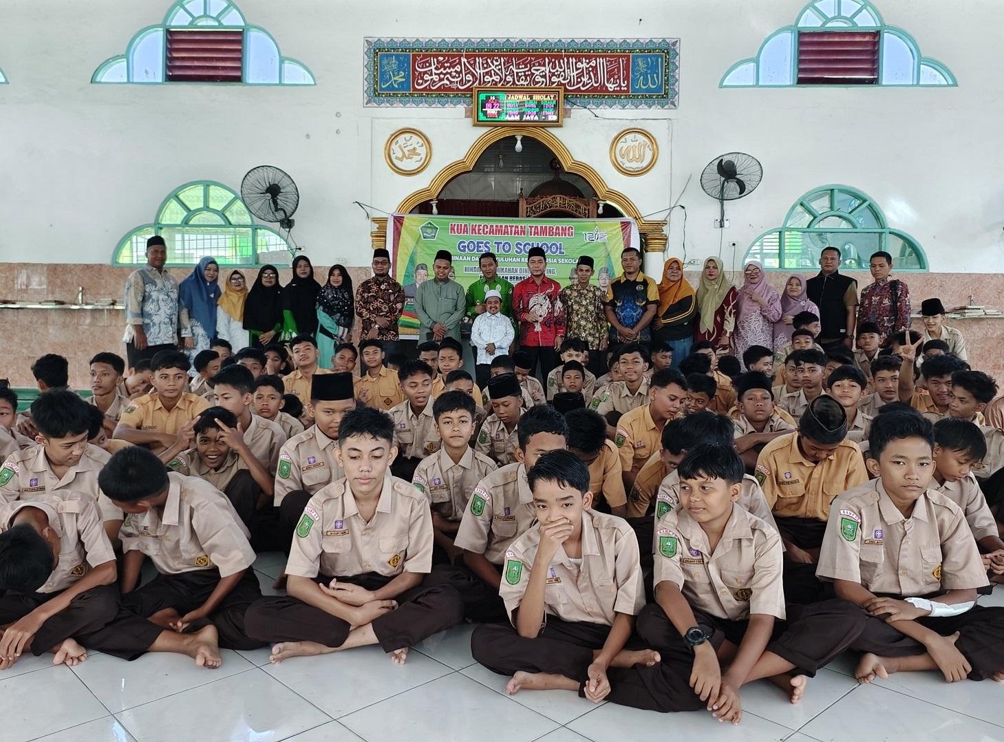KUA Kecamatan Tambang Gelar BRUS Ke-2 di MTsN 08 Tambang Wujud Kepedulian terhadap Remaja untuk Masa Depan yang Cerah