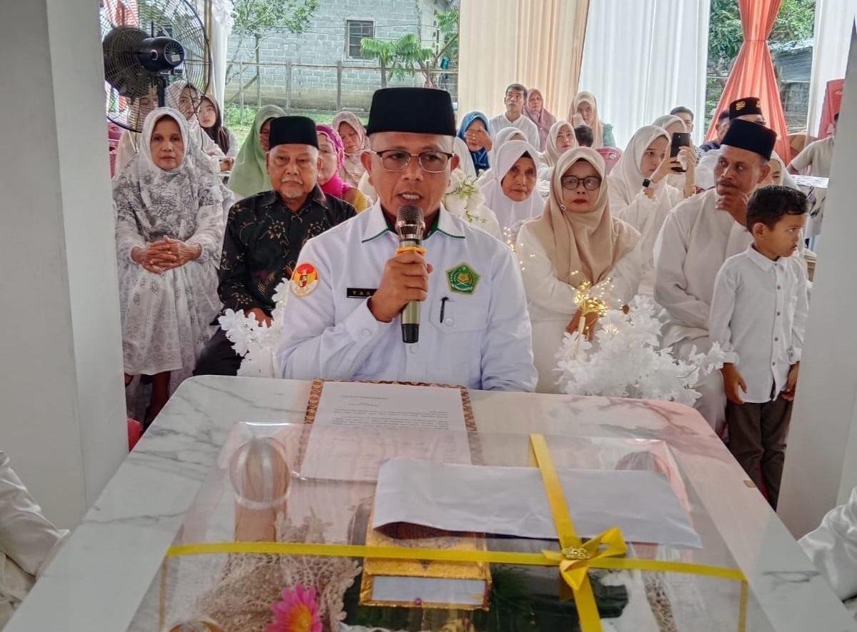 Pandu Akad Nikah, Kepala KUA Pangean Sampaikan Tujuh Nasehat Keluarga Sakinah