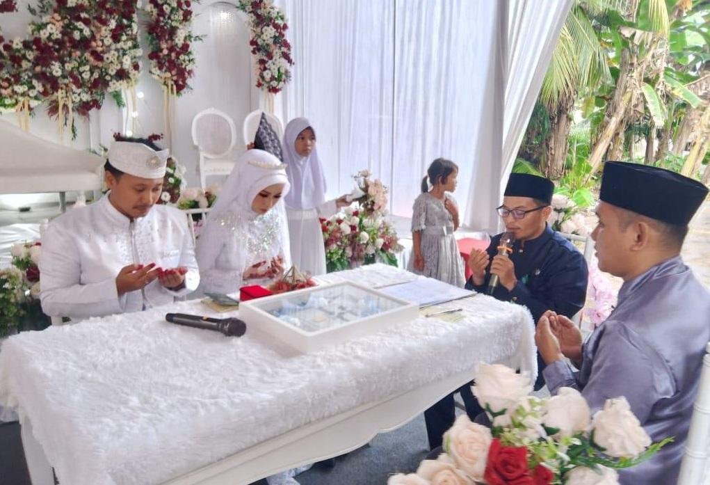 Kepala KUA Inuman Imbau Warga Segera Catatkan Pernikahan Secara Resmi