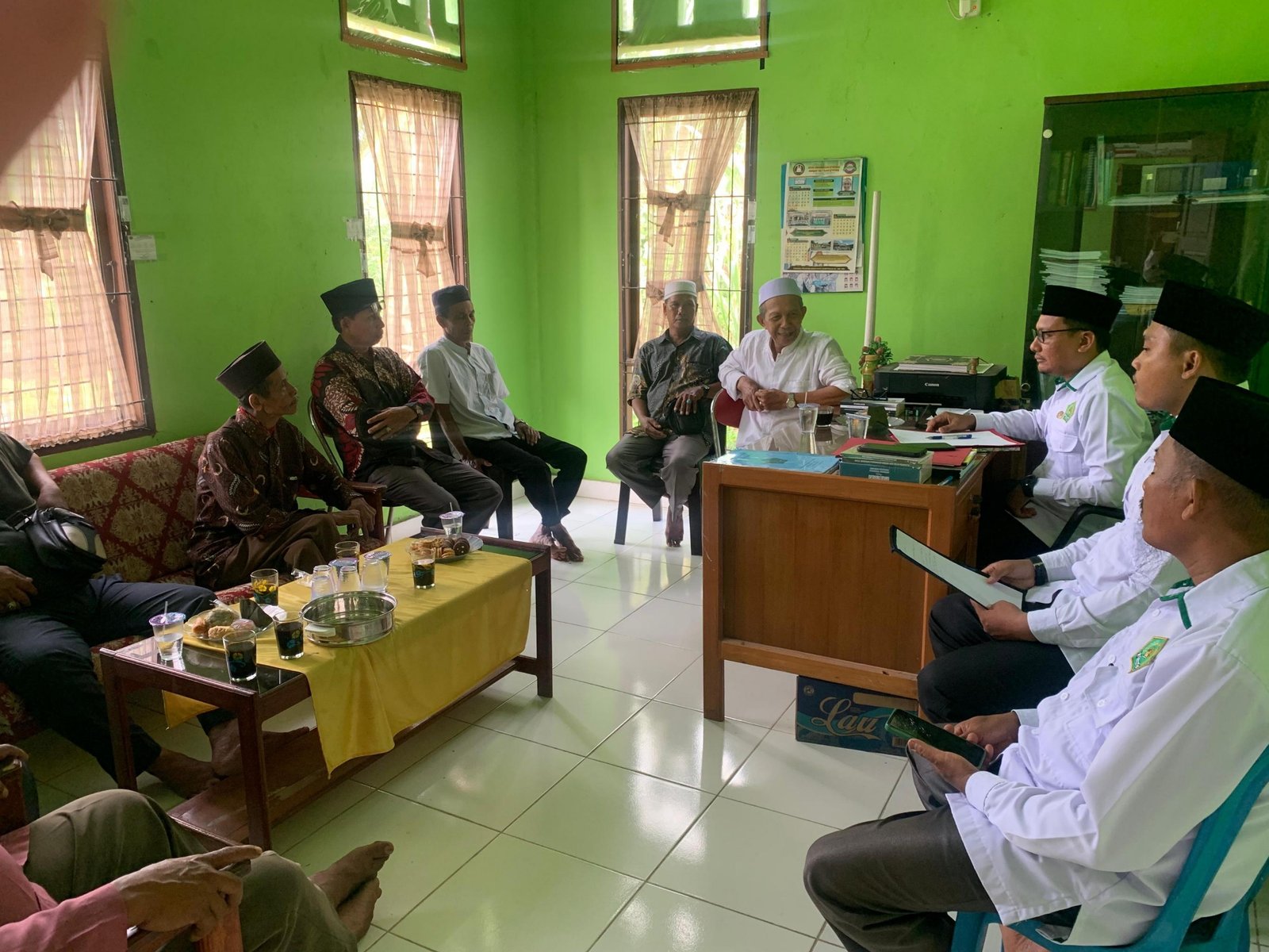 Melalui Pendekatan Persuasif, Plt. Ka.KUA Sungai Sembilan Berhasil Menengahi Konflik Kadi Liar