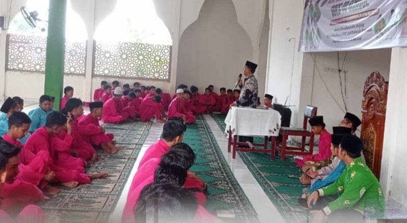 KUA Goes to School di SMA Negeri 1 Bangkinang: Cegah Nikah Dini dan Kenakalan Remaja Lewat Shalat Kontinyu