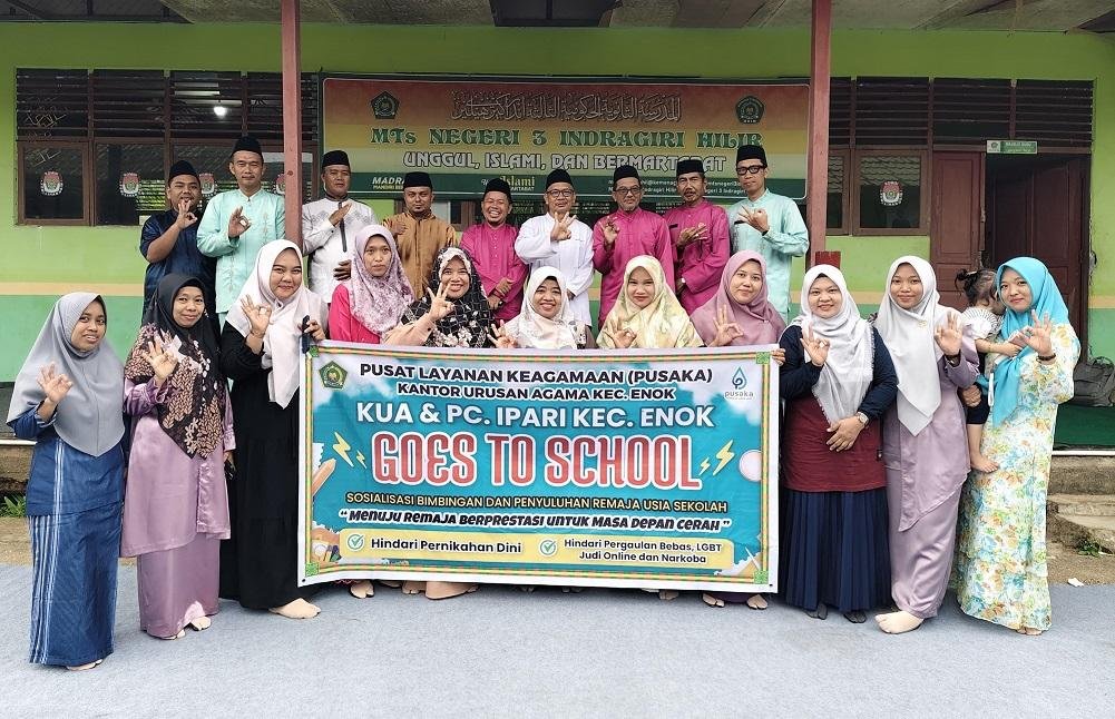 KUA dan IPARI Enok Gelar Program Goes to School di MTsN 3 Indragiri Hilir