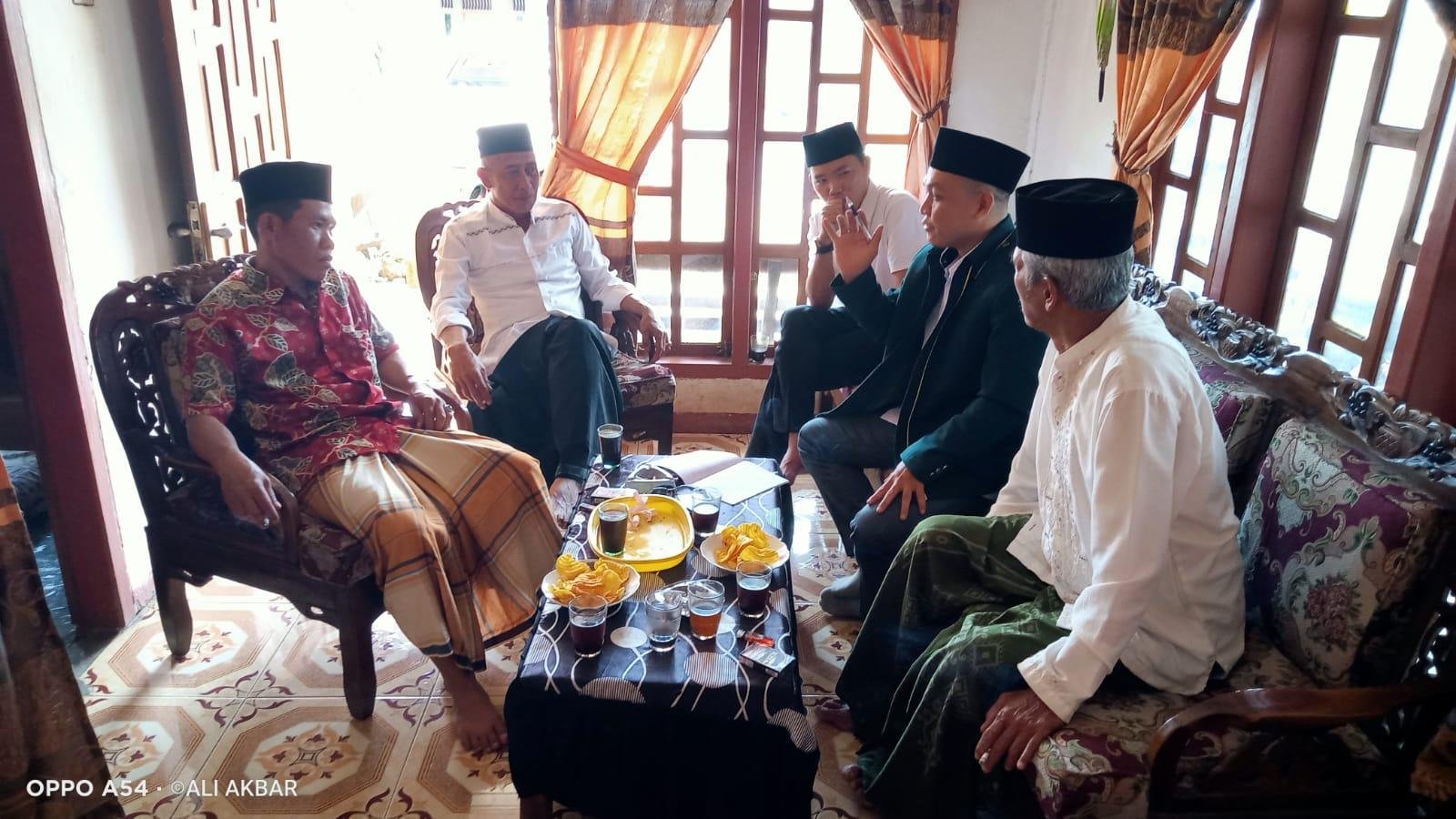 Kepala KUA Bermani Ilir Bina Perangkat Agama