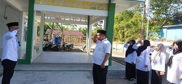 Pupuk kedisplinan, Ka. KUA Ajak Rutin Apel Pagi Dan Pembinaan Staf KUA