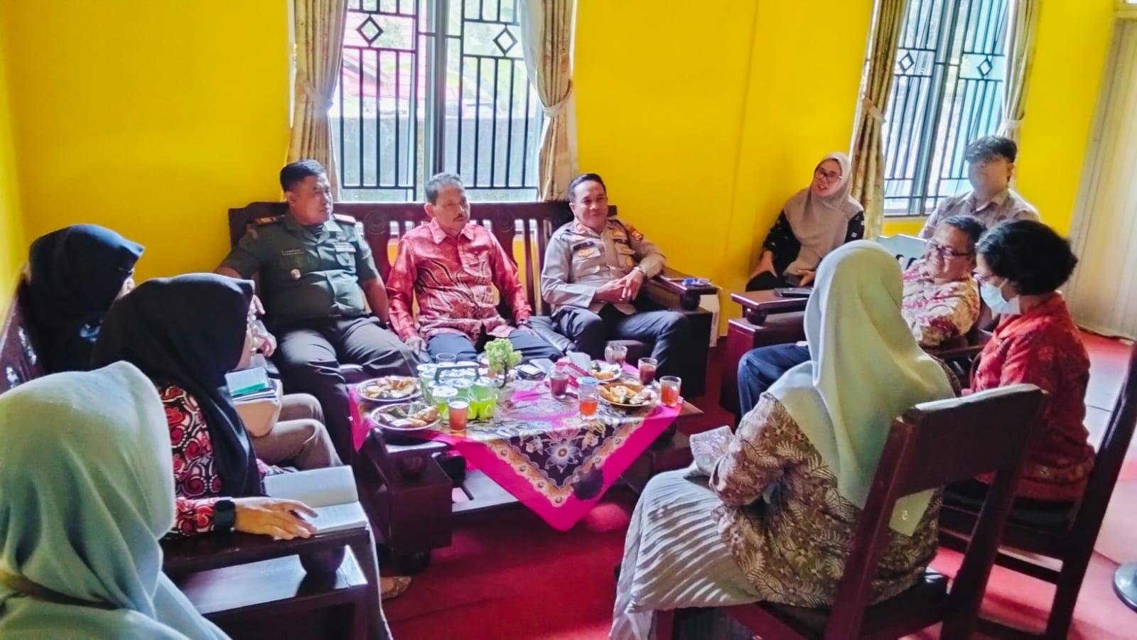 KUA Arga Makmur Gelar Rapat Lintas Sektoral Guna Pembinaan Siswa di Sekolah