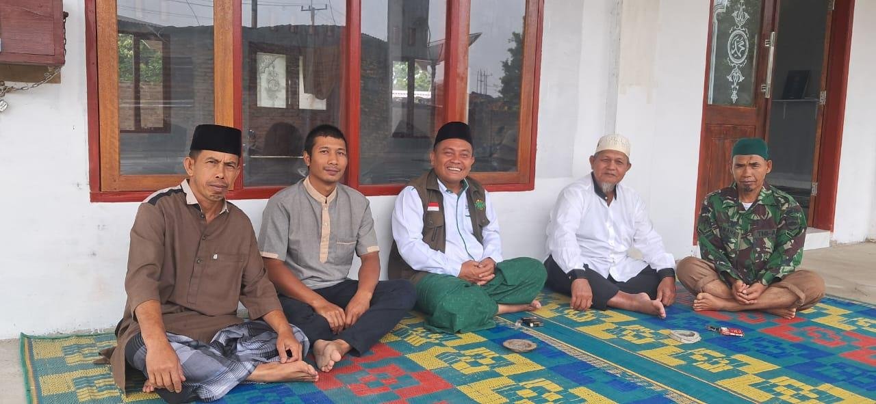 Kepala KUA Sinehu Laksanakan Safari Jumat, Dorong Percepatan Sertifikasi Tanah Wakaf dan Pekuburan