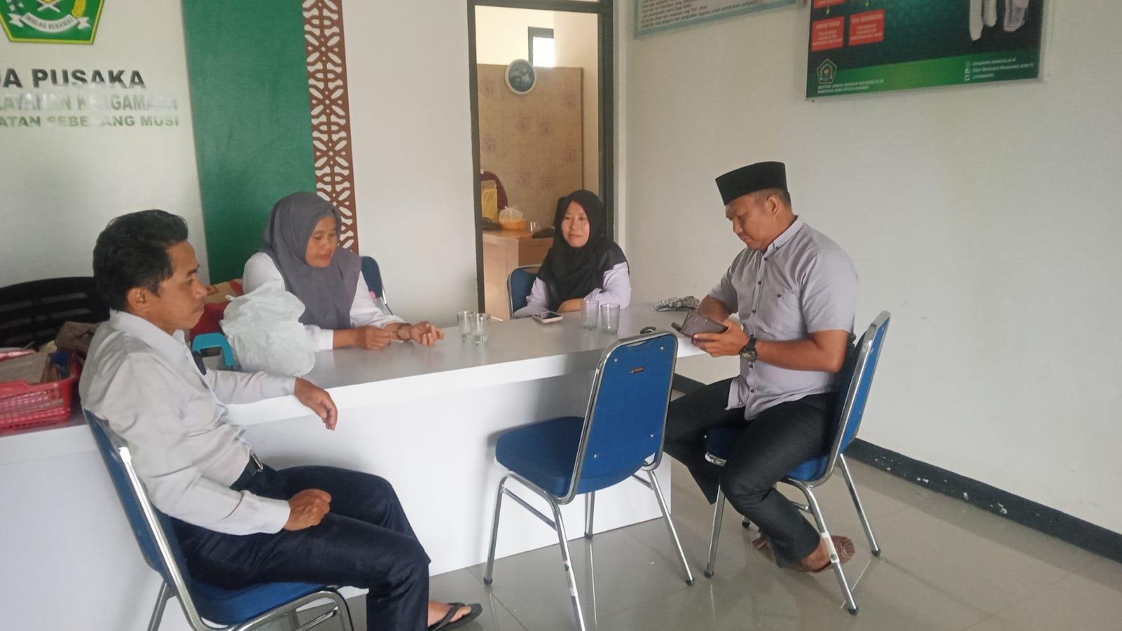 KUA Seberang Musi Layani Konsultasi Perangkat Desa Dengan Maksimal