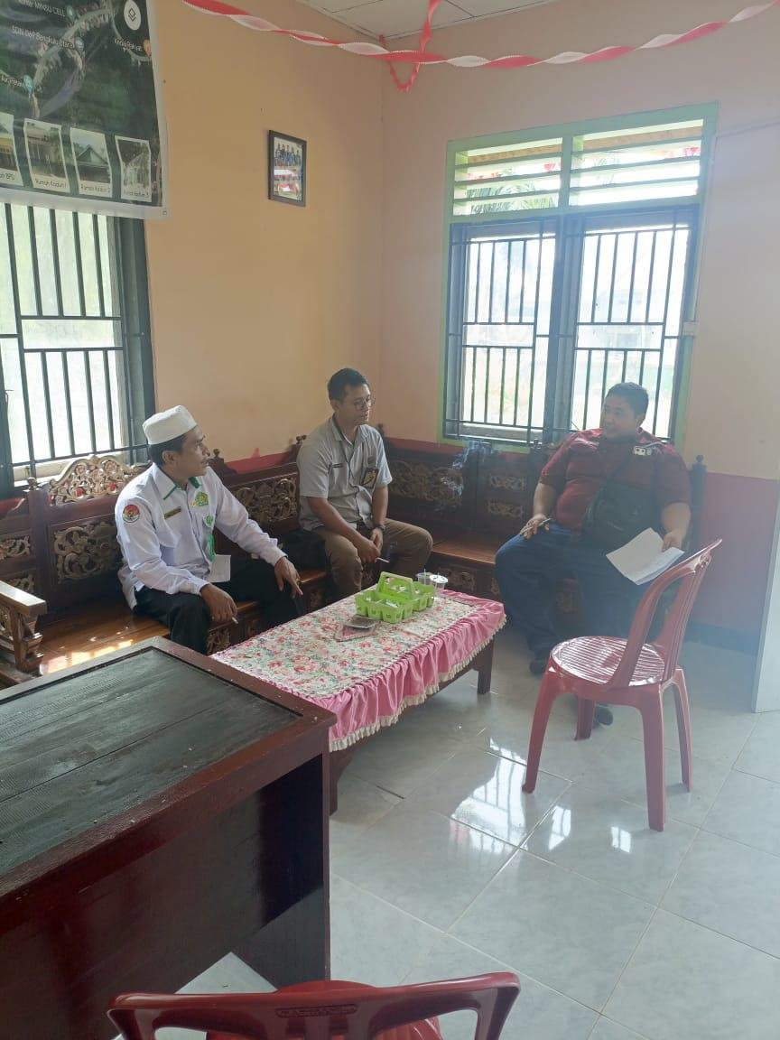 KUA Kec. Putri Hijau Bersama BPN Kab. Bengkulu Utara Menjalin Sinergi dalam Mengecek Tanah Wakaf