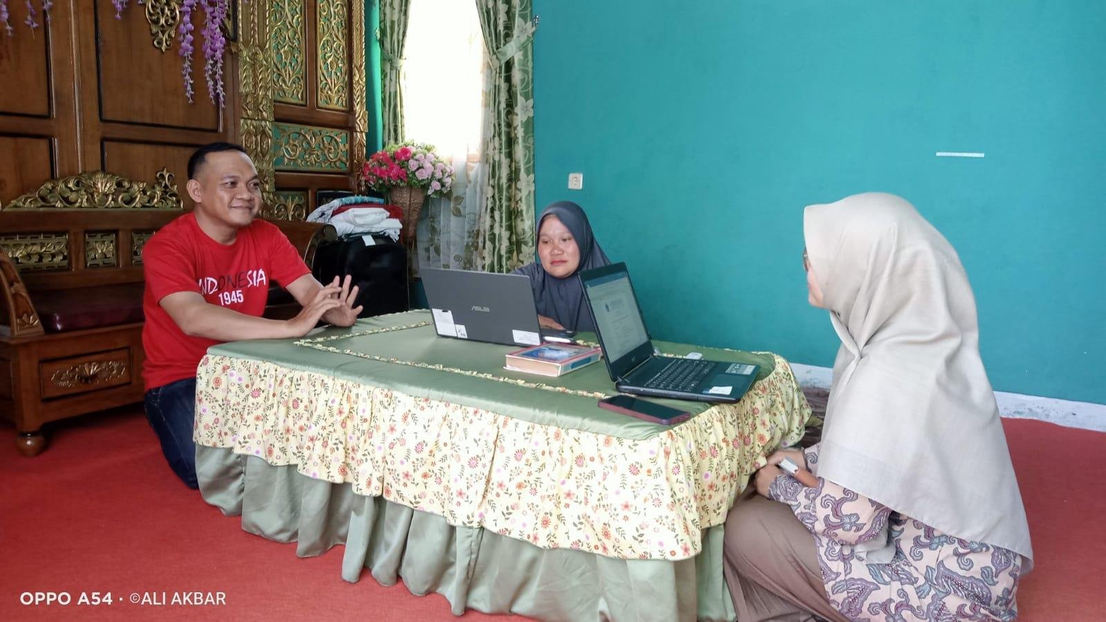 Maksimalkan Program Layanan, Kepala KUA Bermani Ilir Bina Penyuluh Agama