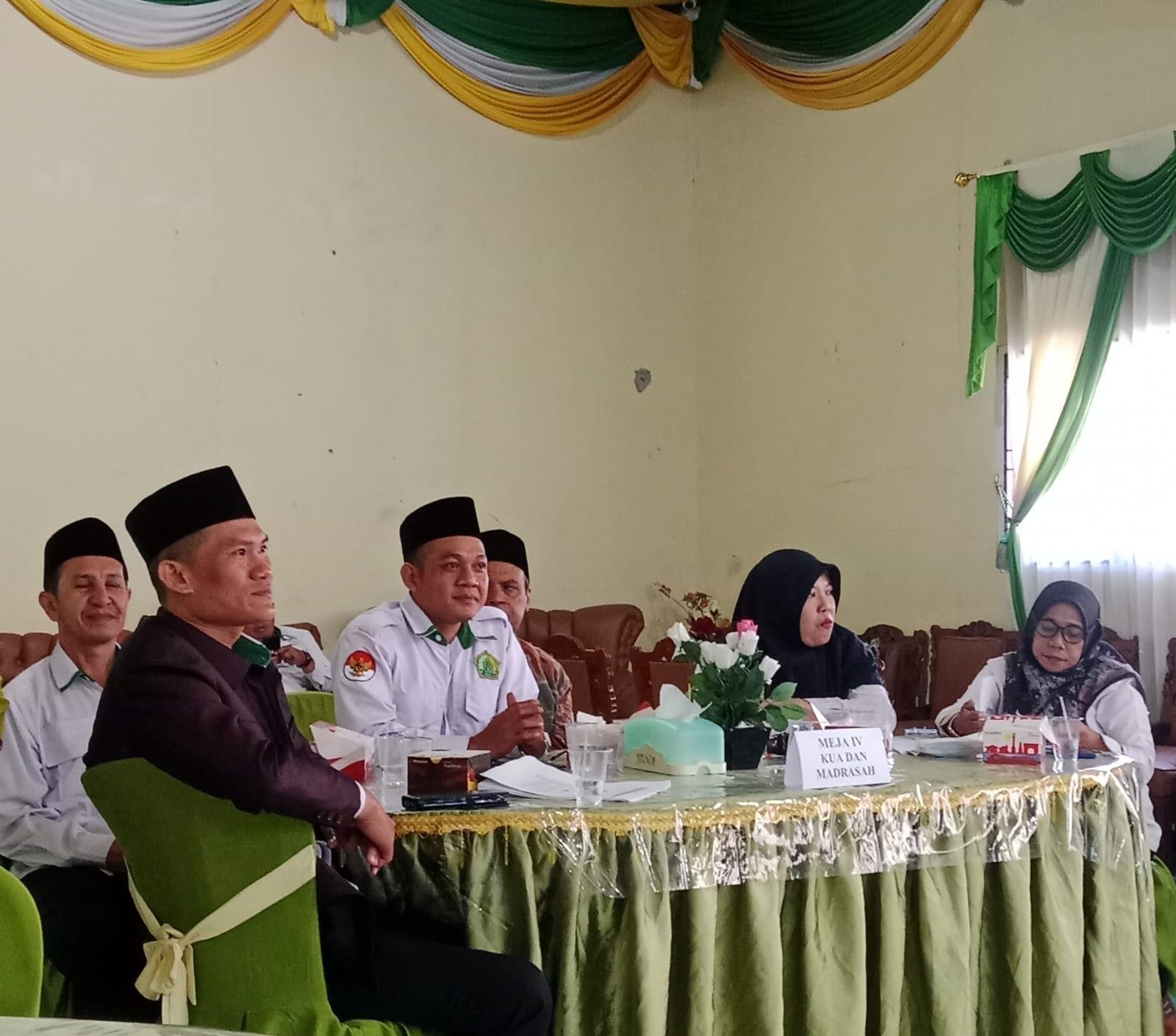 Kepala KUA Bermani Ilir Hadiri Review Eksternal Standar Pelayanan Kemenag Kepahiang