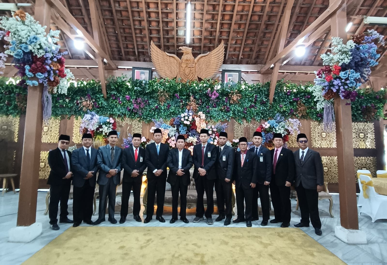 Hari Jadi Kota Bandung Ke-214: Kepala KUA dan Penghulu Berperan Aktif dalam Nikah Massal Gratis