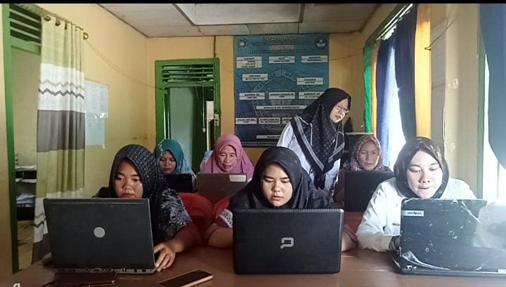 Kembangkan potensi ekonomi umat, penyuluh agama Islam KUA Sungkai Utara lakukan bimbingan keterampilan