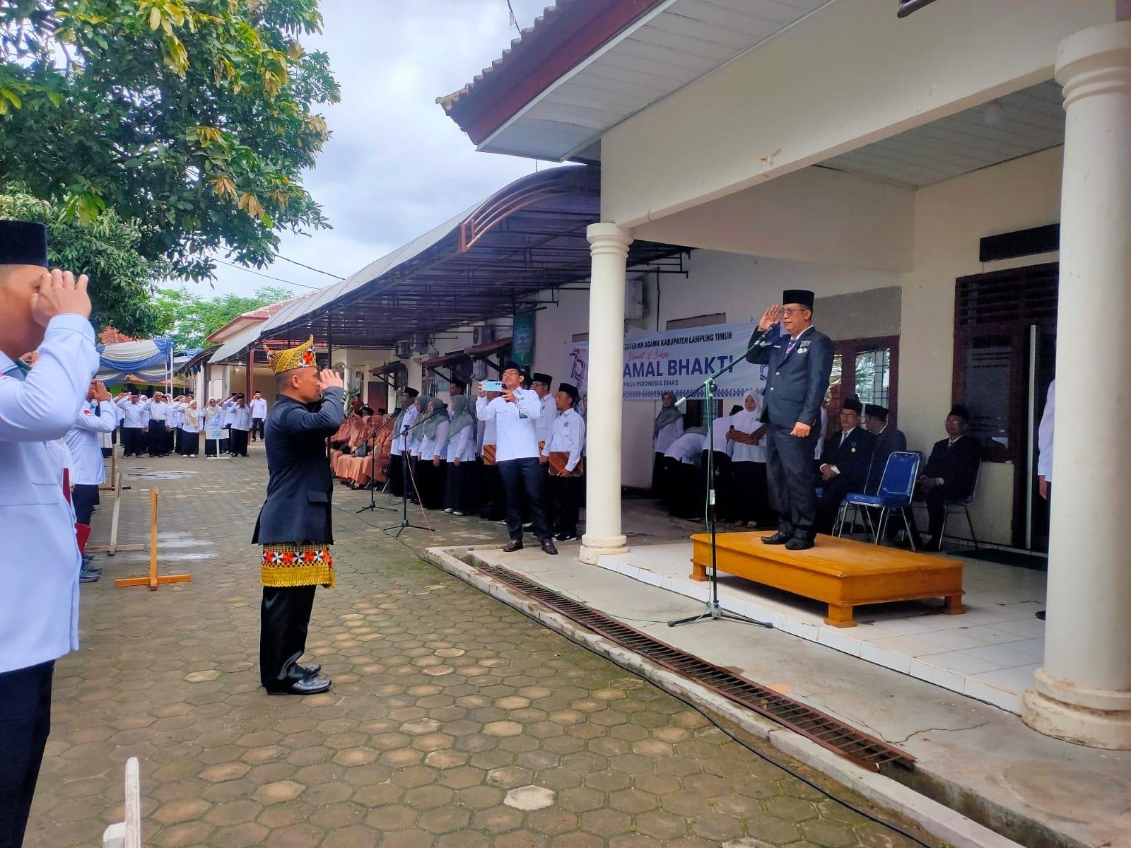 Penghulu KUA Labuhan Maringgai Pimpin Apel HAB-79 dengan Pengalaman yang Teruji 