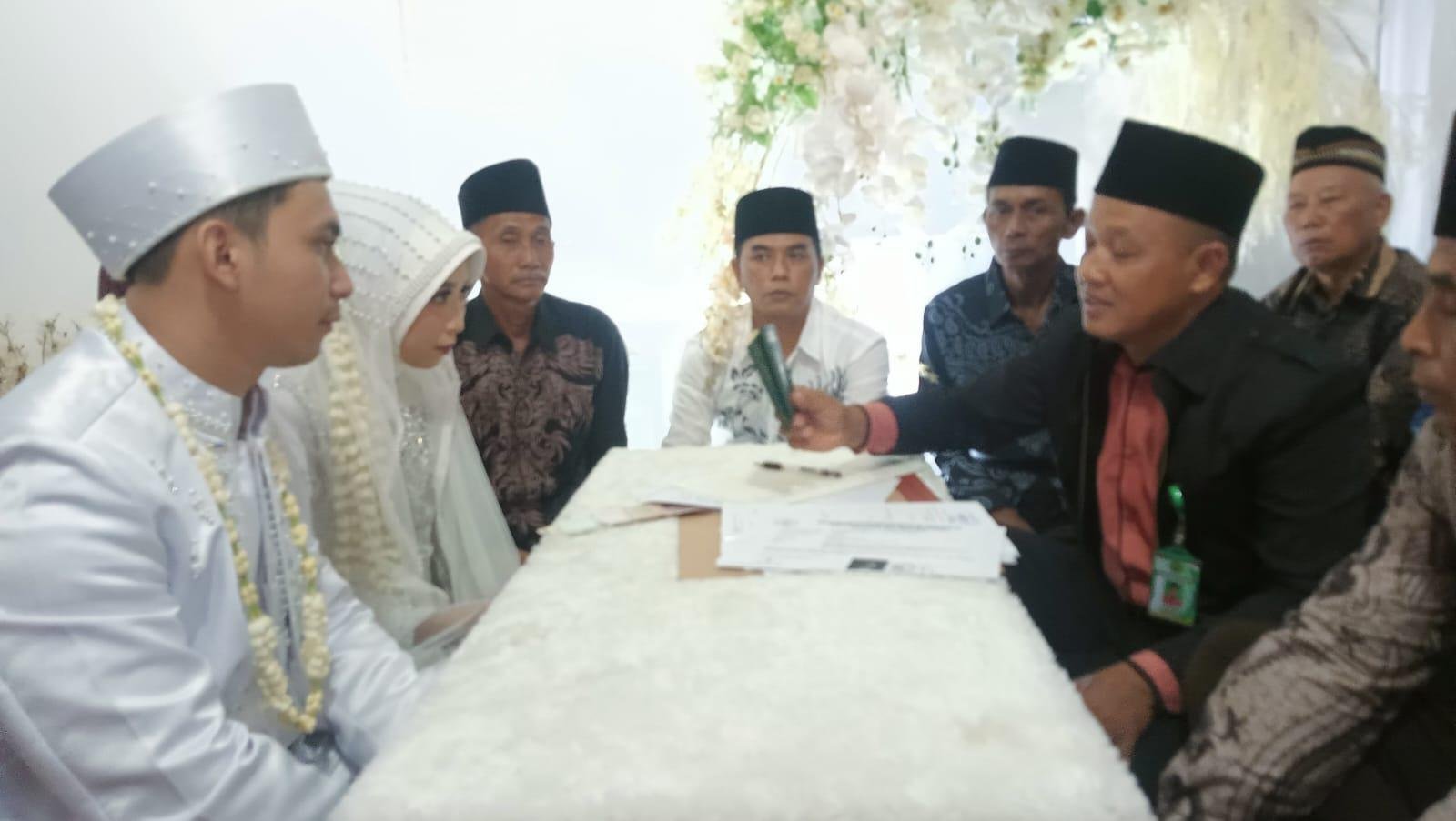 Nikah Sah, Rumah Tangga Berkah: Penghulu KUA Sekampung Udik Ingatkan Bahaya Judi Online