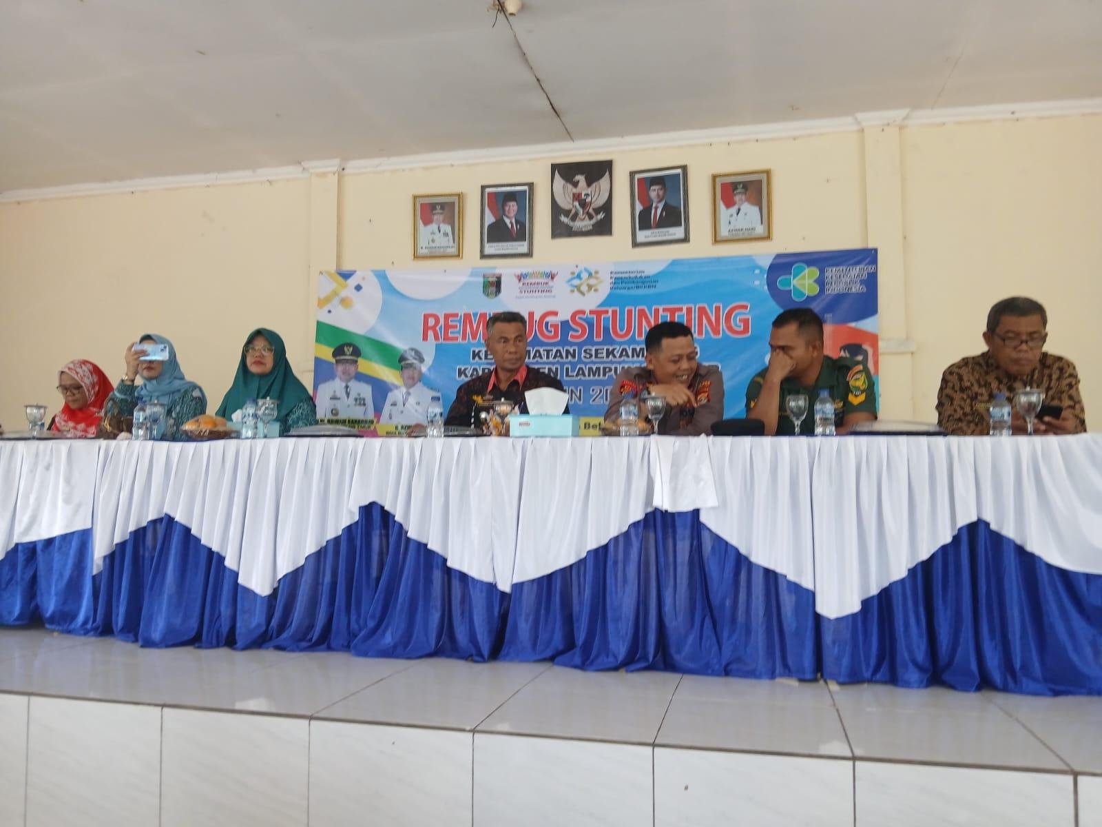 Sobri Pimpin Doa, Rembug Stunting Sekampung Jadi Momentum Gerakan Bersama