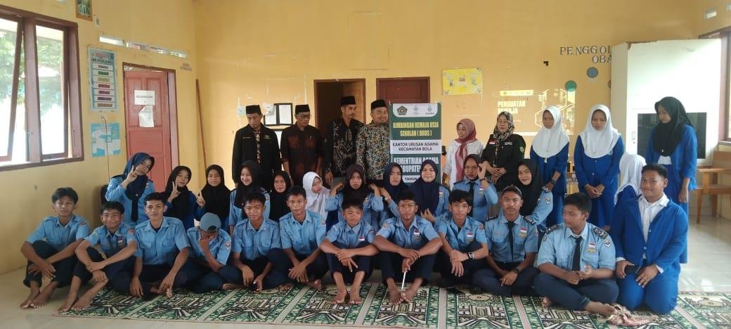Bimbingan Remaja Usia Sekolah (BRUS) di SMKN 8 Wajo Sukses Digelar*