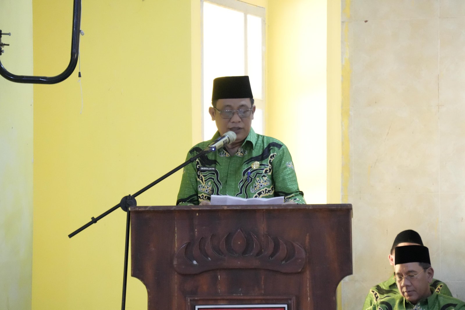 Menjadi Tamu Allah Butuh Kesiapan Total: Kepala Kemenag Lampung Timur Tekankan Kesehatan dan Disiplin Jamaah Kloter 7