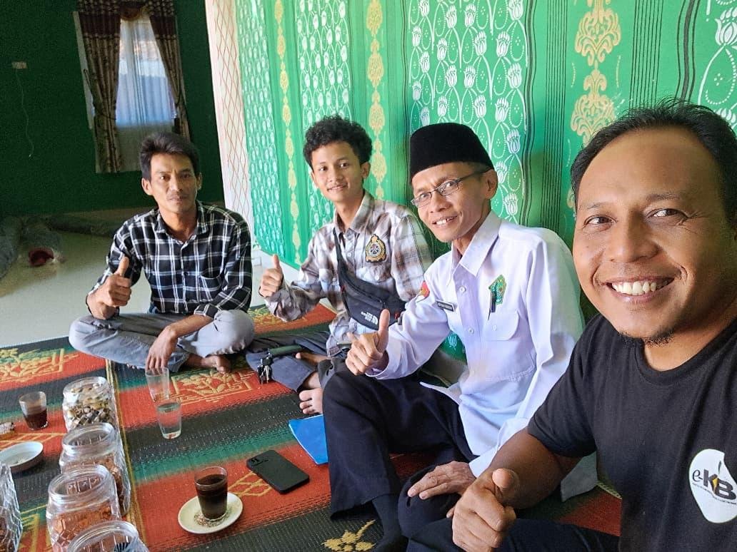 KUA Air Hitam Sambangi Balai Pekon Srimenanti