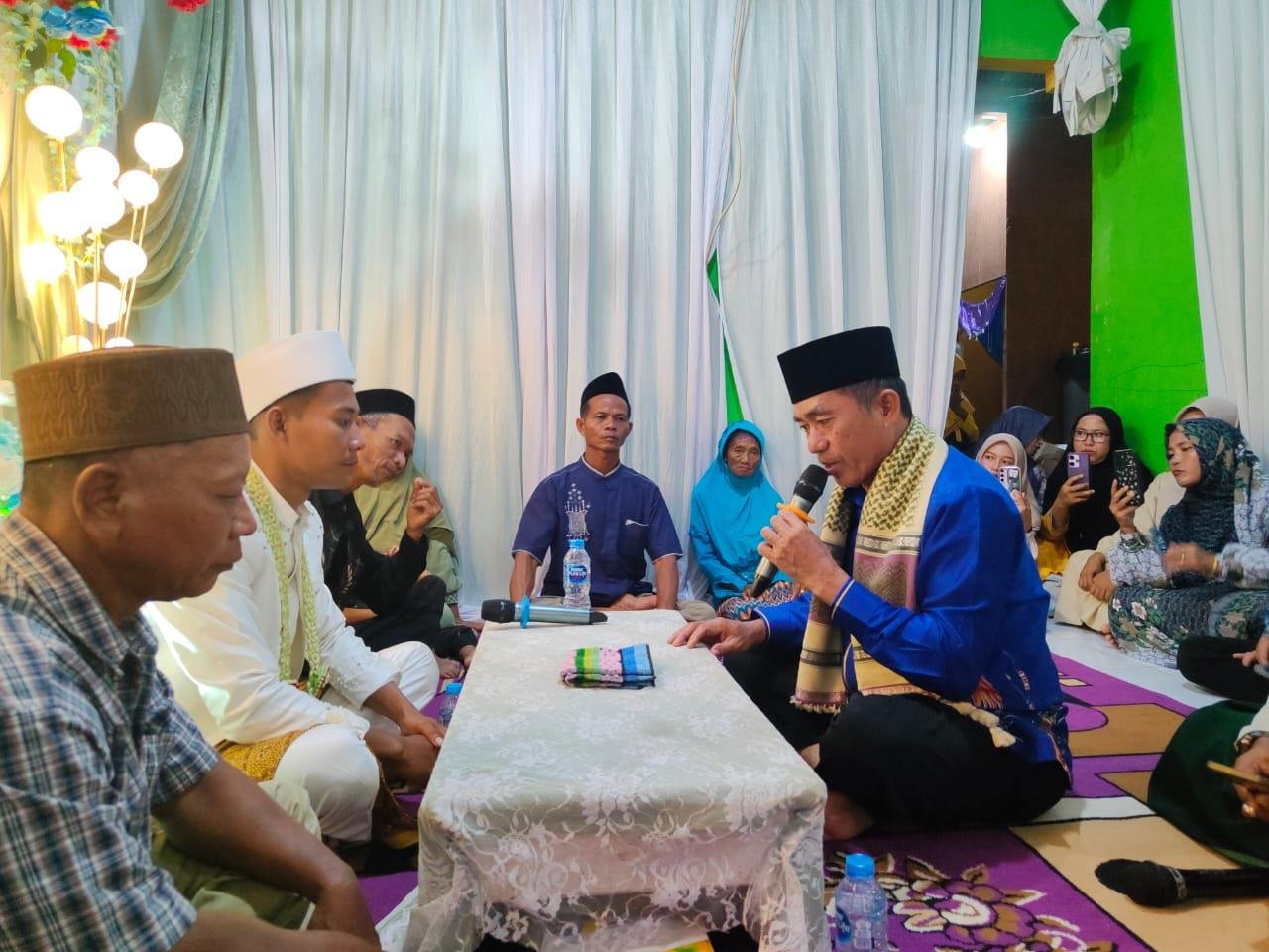 Kepala KUA Distrik Sorong Timur Layani Pencatatan Nikah Malam Hari
