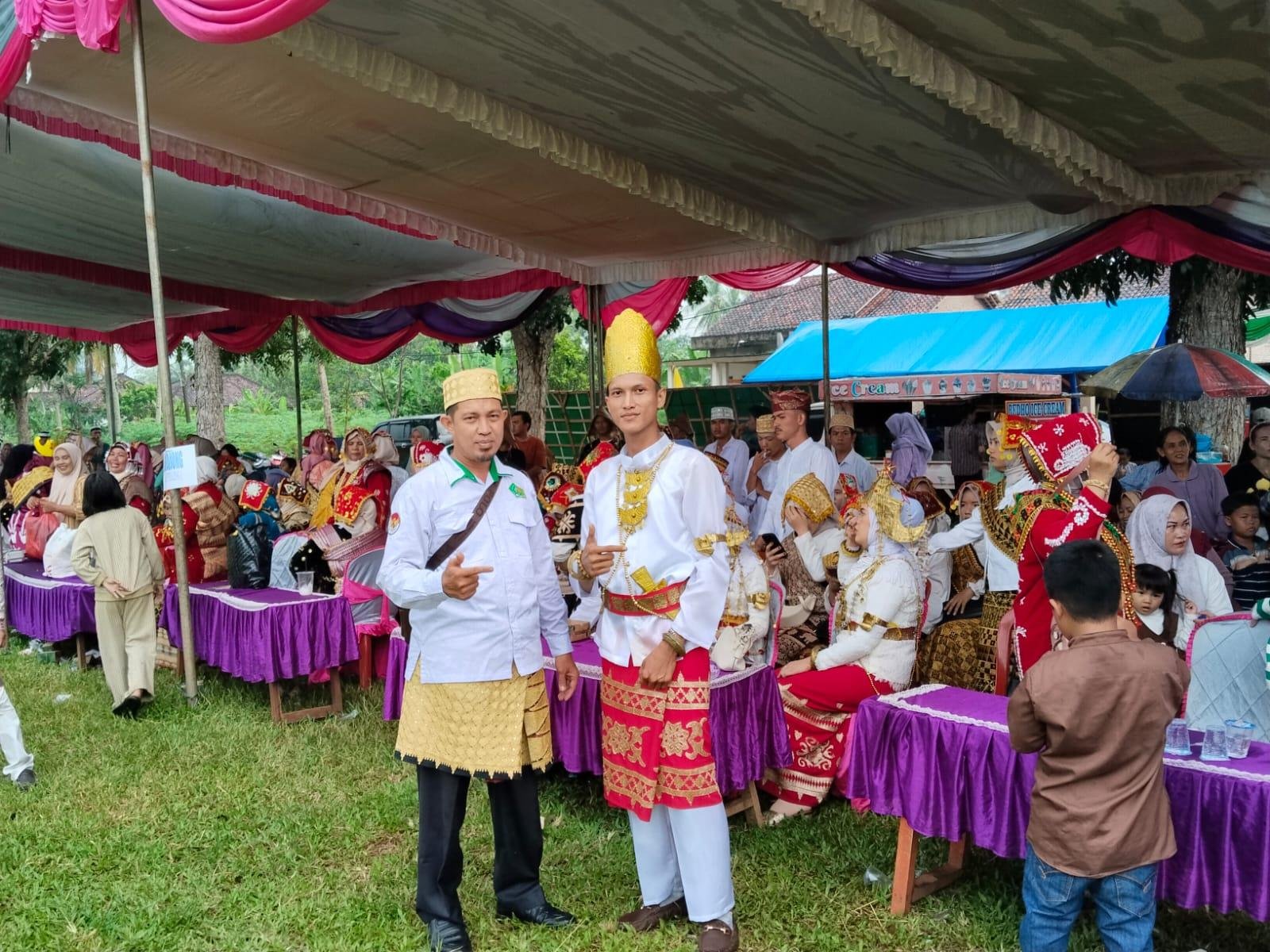Penyuluh Agama Islam KUA Sekampung Udik Ibrahim Muher Hadiri Festival Adat Budaya “Sekampung Limo Migo”